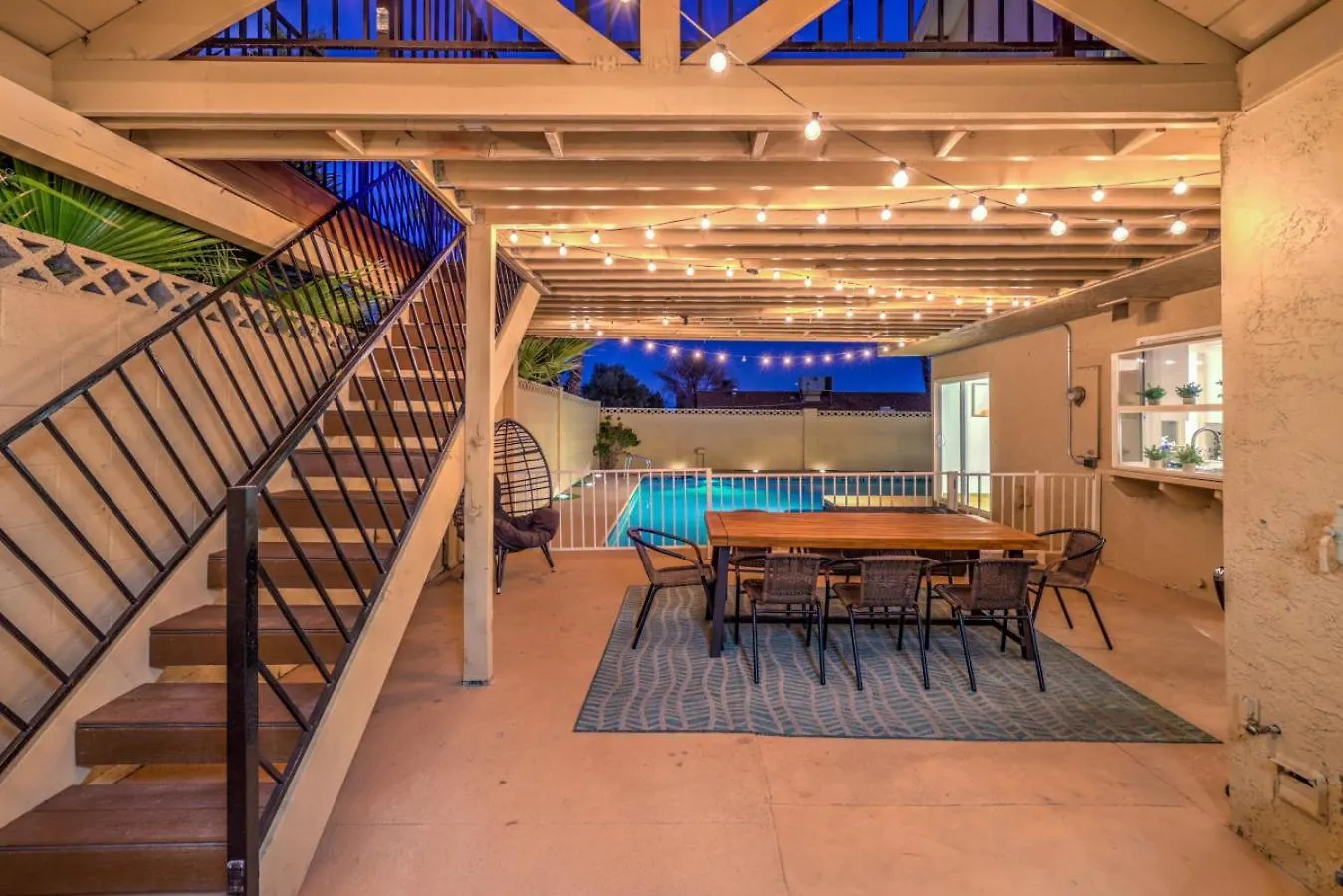 Oasis Near Strip Pool Jacuzzi Deck Poker Room Лас-Вегас
